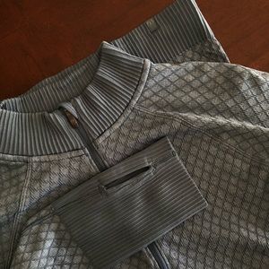 lululemon blue 1/4 zip pullover